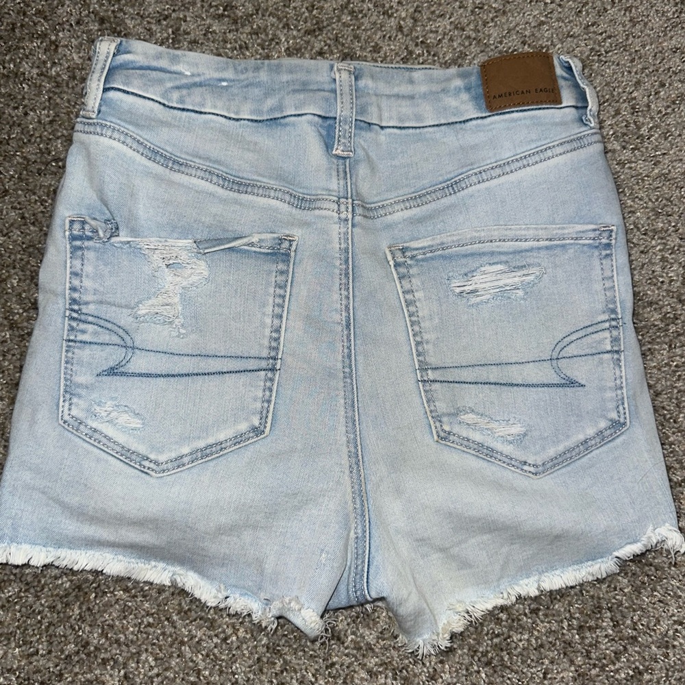 American Eagle AE Jean Shorts 6 Distressed Light Wash Cutoff High Waisted Fit M